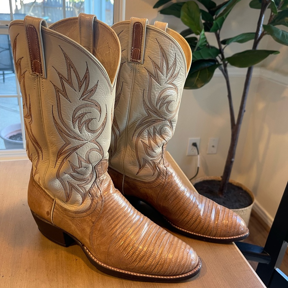 Vintage Men’s Dan Post Cowboy Boots